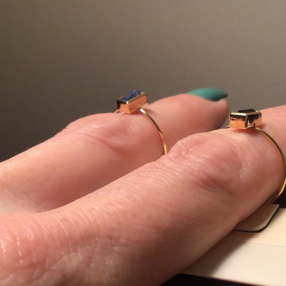 14k Gold dipped rectangular blue or black gem ring - Picture 5 of 7